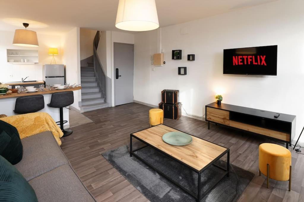 N3 Des Etudes Duplex Hypercentre Wifi Conciergeriedamecarcas Apartment Carcassonne Exterior photo